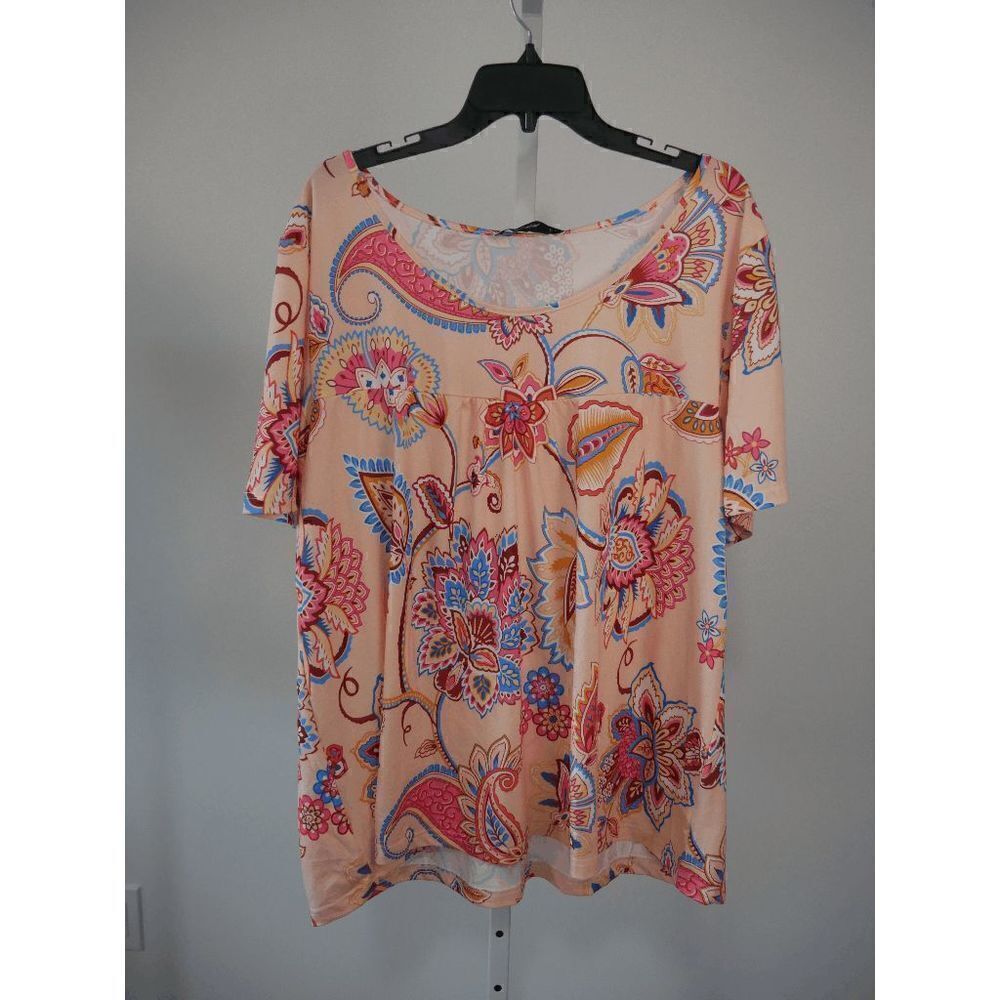 Yellow & Pink Multicolor Floral Pleated Scoop-Neck Top - Picture 2 of 7